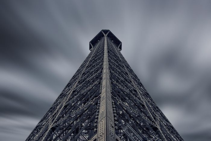 eiffel-top