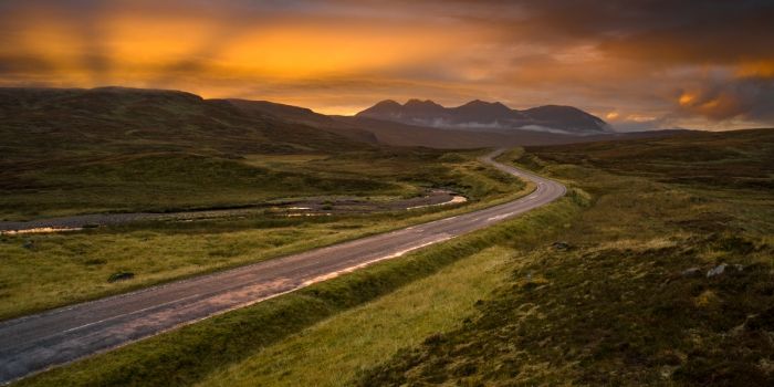 Endless road